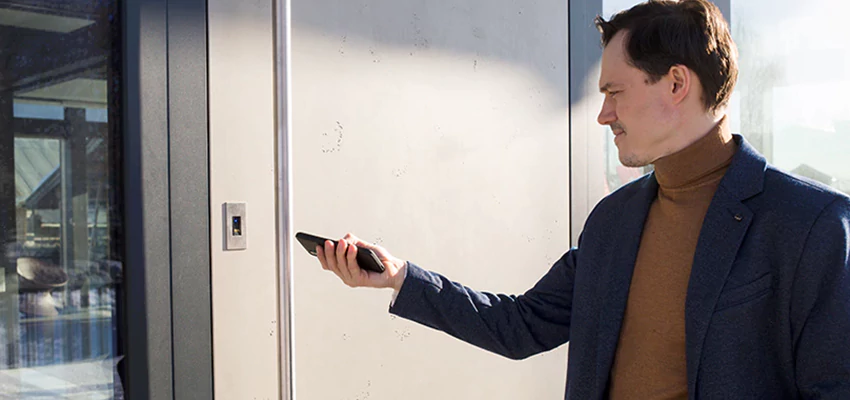 Wireless Digital Door Locks Repair And Installation in Fruitridge Pocket, CA