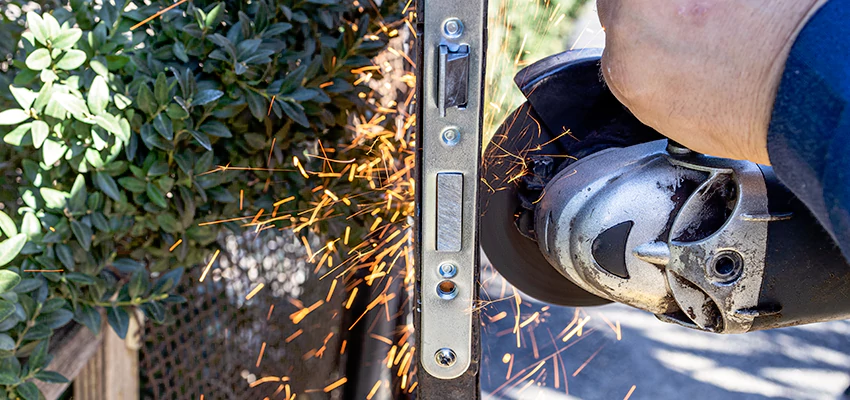 Broken Door Frame Repair in Fruitridge Pocket, CA