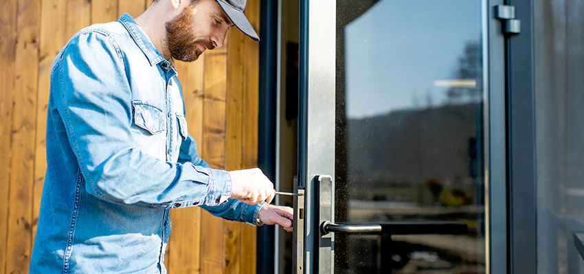 Frameless Glass Storefront Door Locks Replacement in Fruitridge Pocket, CA