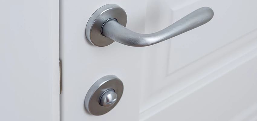 Single-Occupancy Restroom Locks Repair in Fruitridge Pocket, California
