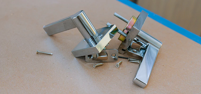 Master Lock Key System Installation Service in Fruitridge Pocket, California