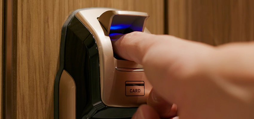 Office Rolling Door Lock Upgrades Solutions in Fruitridge Pocket, CA