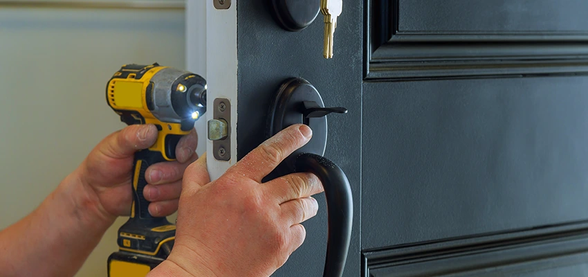 Sliding Door Lock Repair in Fruitridge Pocket, CA